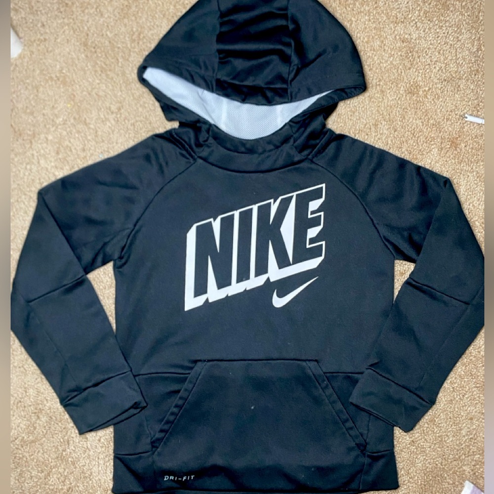 Kids Nike Dri-fit hoodie